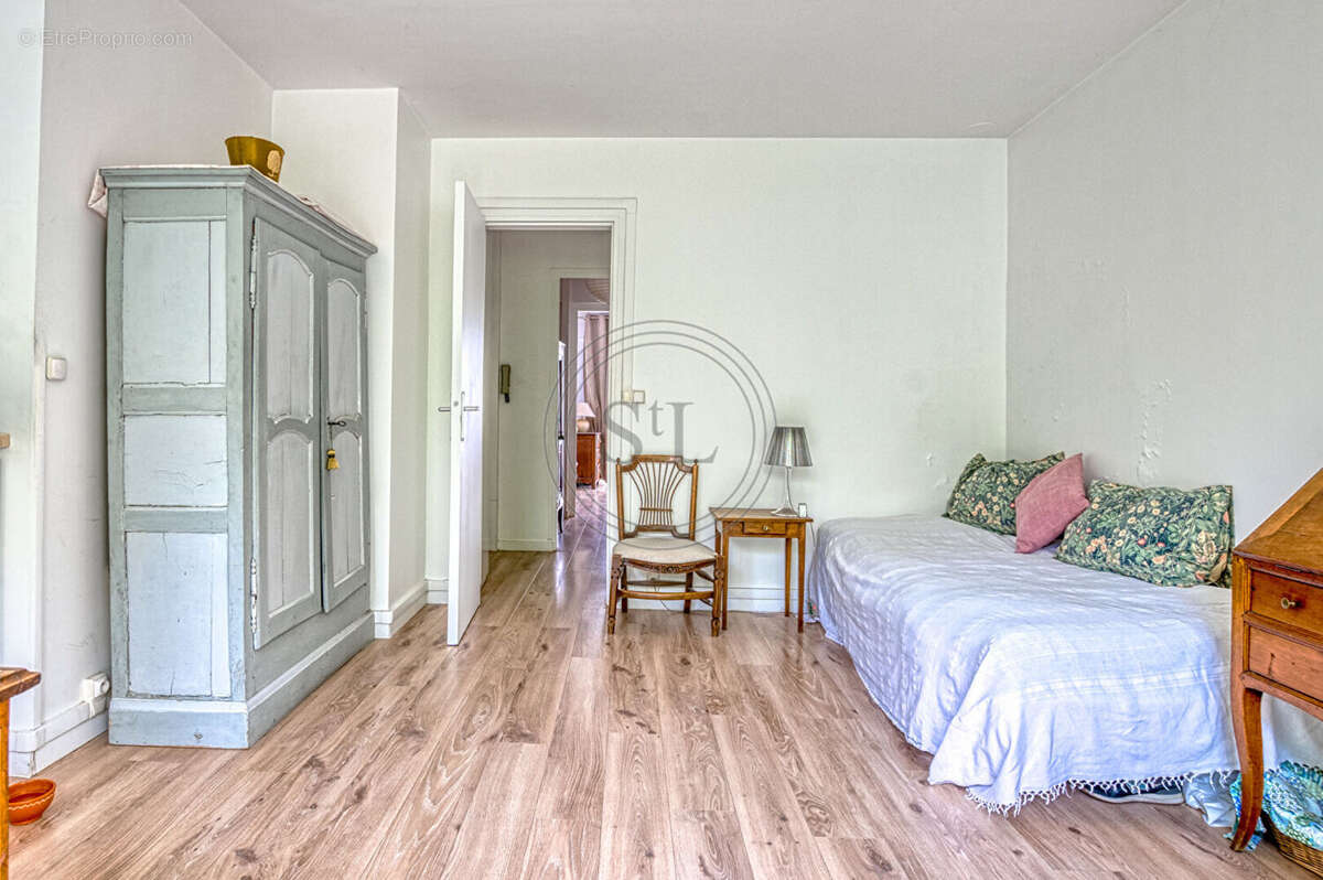 Appartement à VERSAILLES