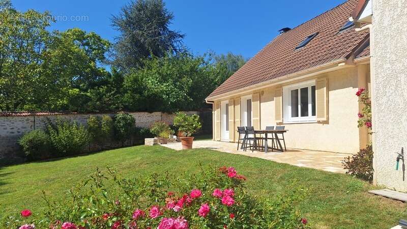 Maison à CHEVREUSE