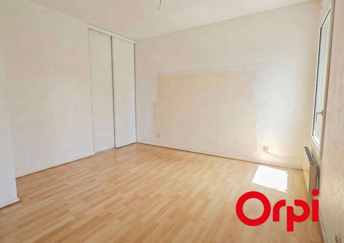 T4 85m² - 2 Chambres - balcon - garage - Moulin à Vent - Lyon 8 - photo 5