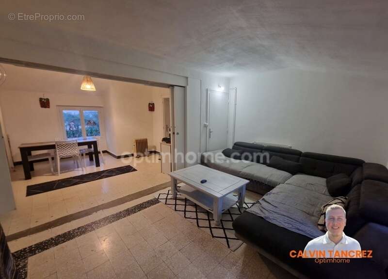 Appartement à SAINT-BRES