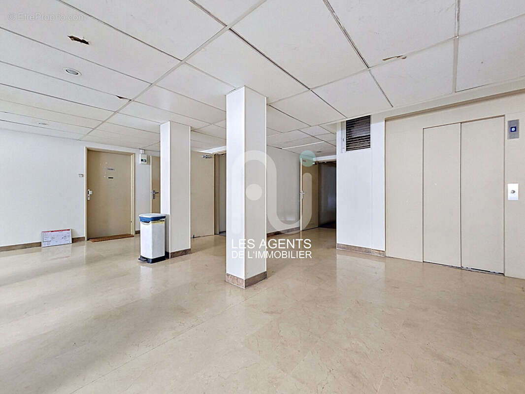 Appartement à SURESNES