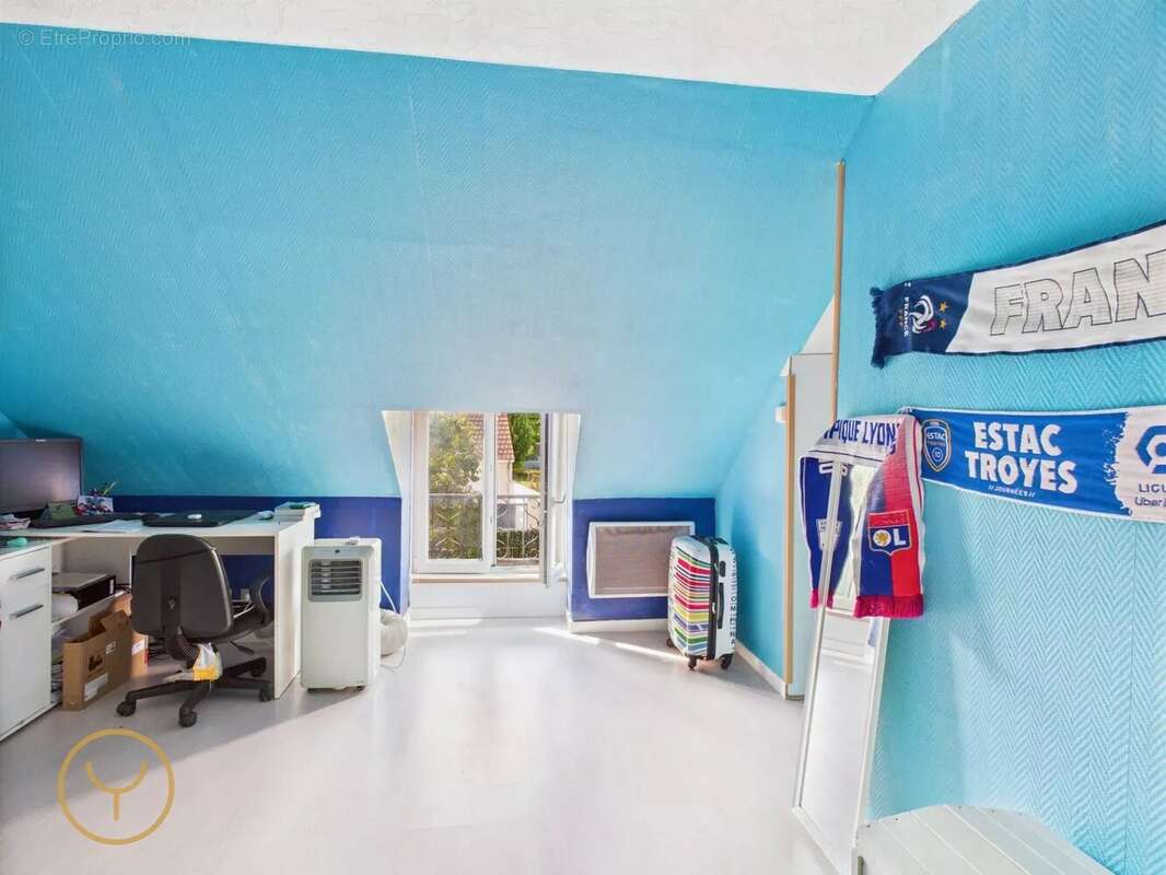 Maison à VALLANT-SAINT-GEORGES