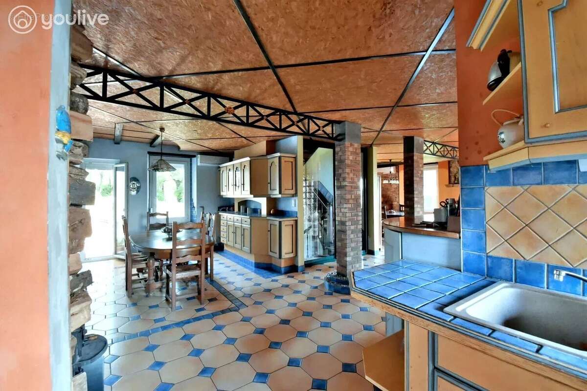 Maison de caractère plus de 300m² avec 1600m² de terrain - photo 6