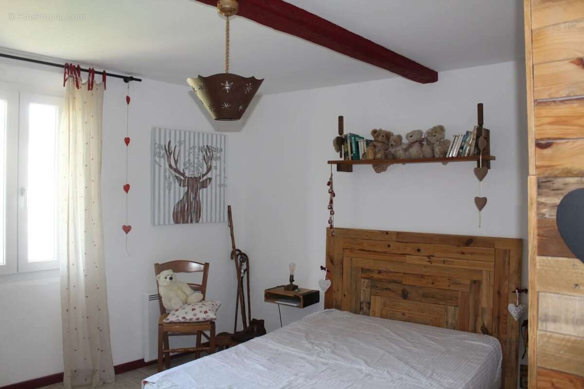 St CEZAIRE SUR SIAGNE, superbe maison de village - photo 30