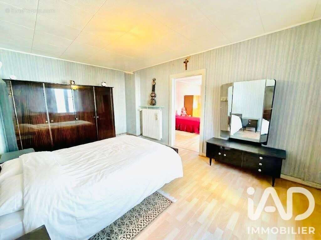 Photo 4 - Maison à LORQUIN