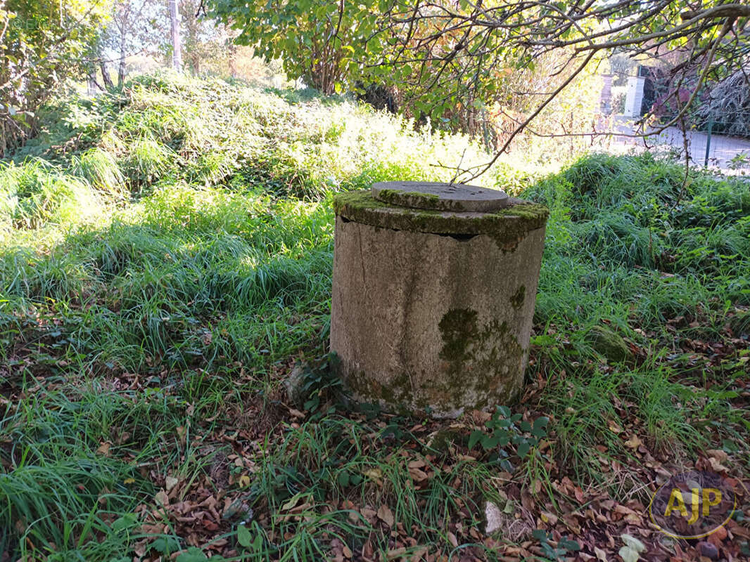 Terrain à QUESTEMBERT