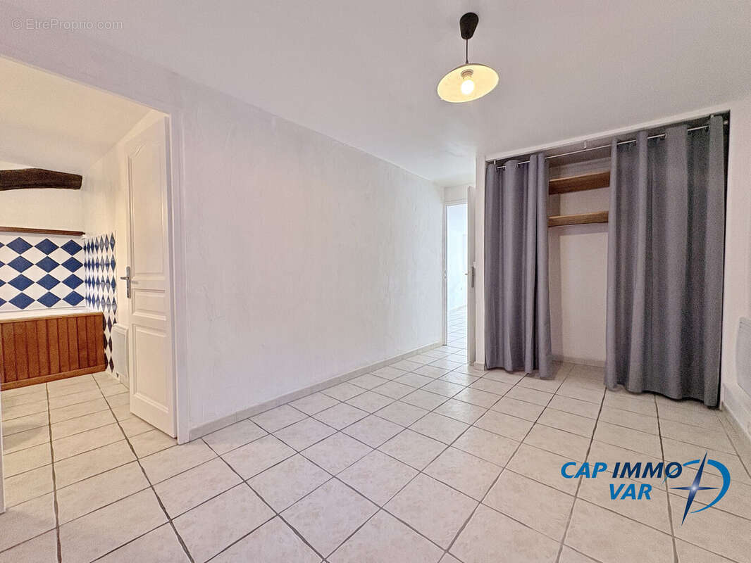Appartement à LE BEAUSSET