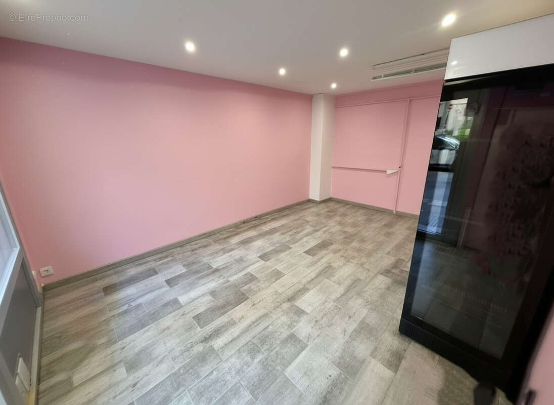 Autre à MARSEILLE-5E