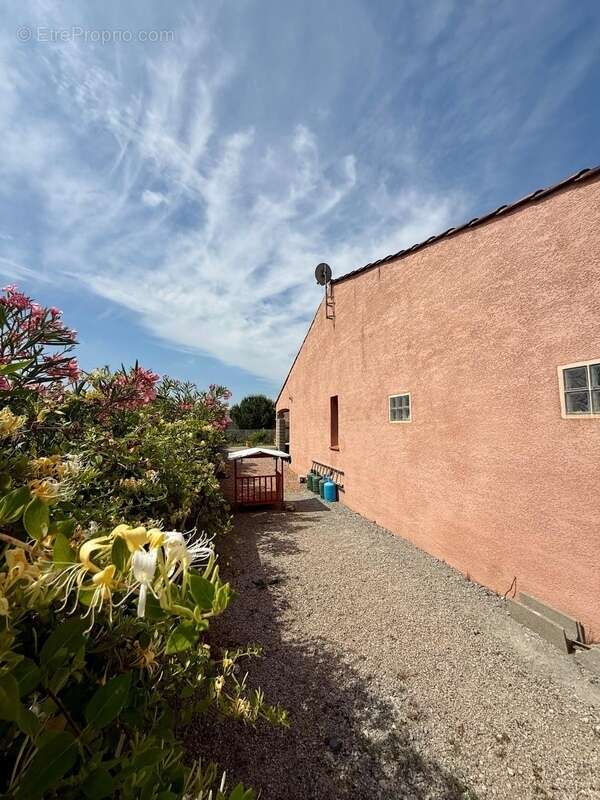 Maison à PEYRIAC-MINERVOIS