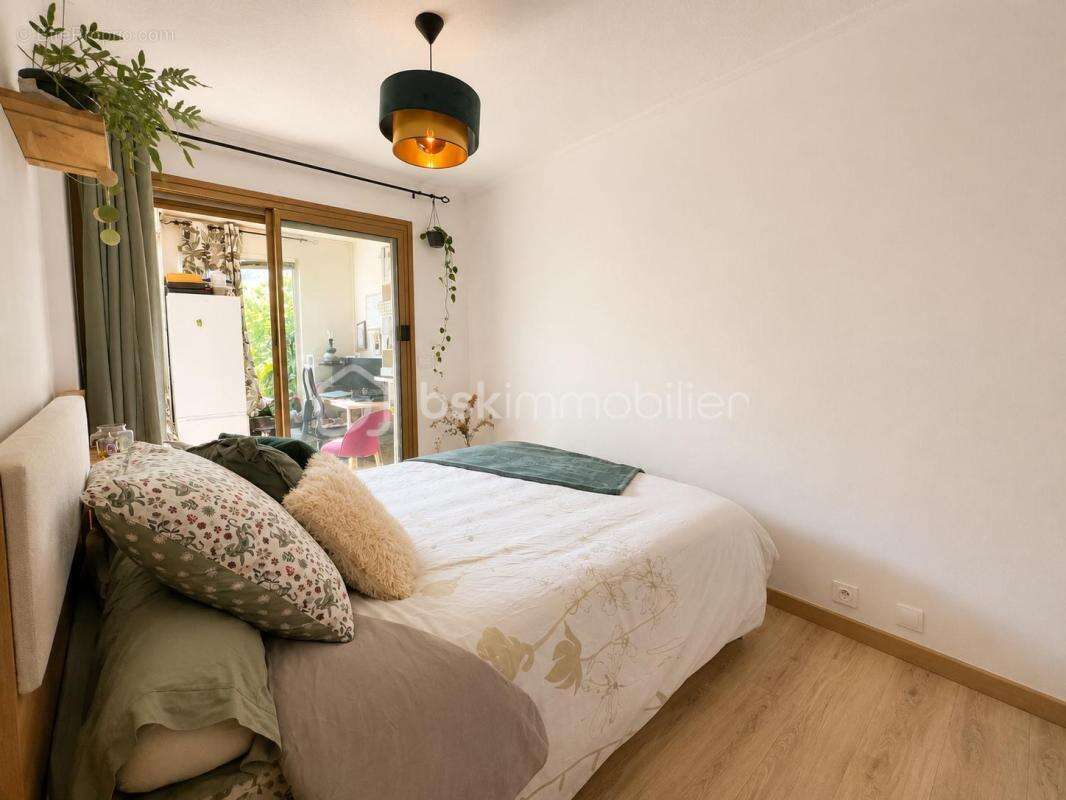 Appartement à MANDELIEU-LA-NAPOULE