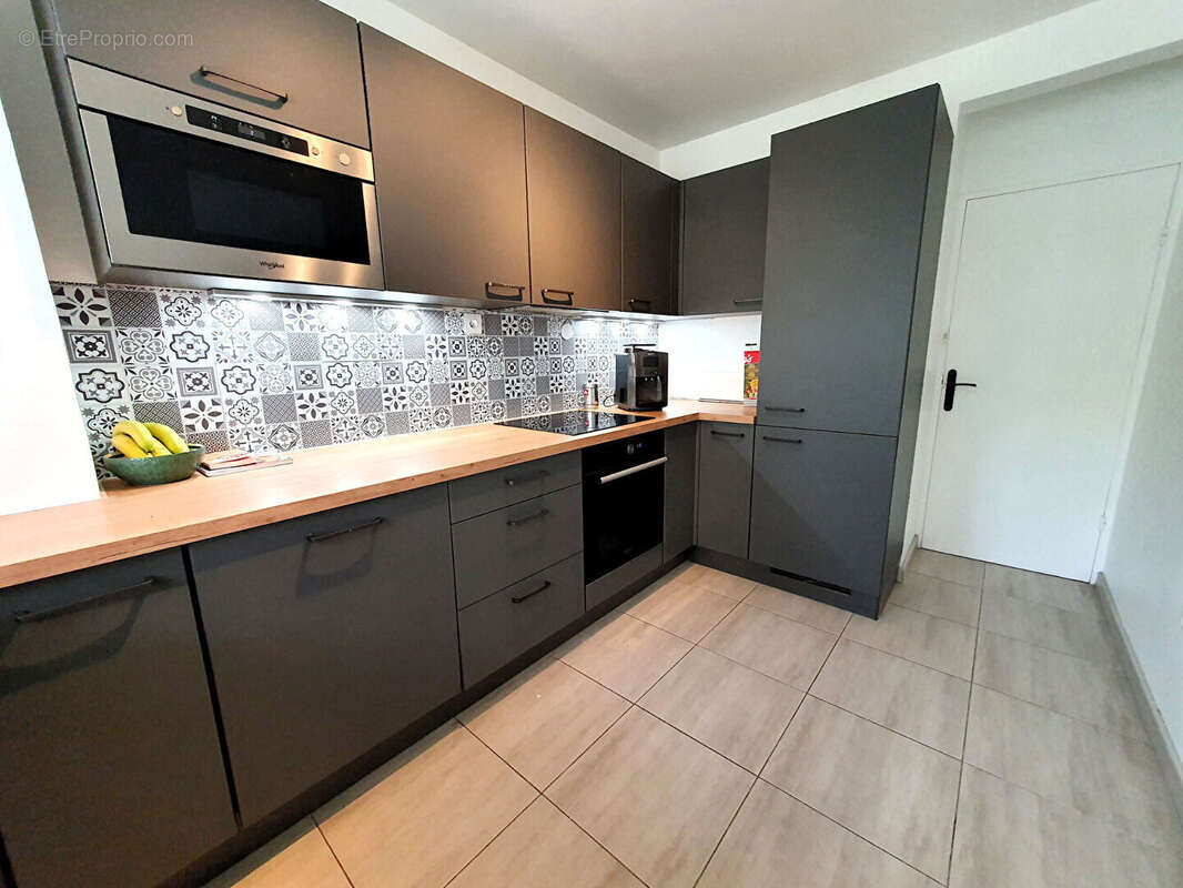 Appartement à L'HAY-LES-ROSES