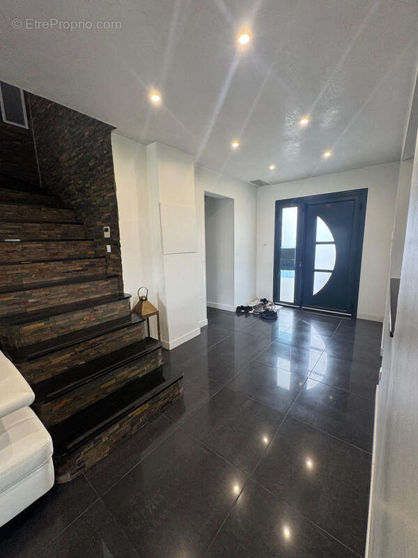 Maison à CARBON-BLANC