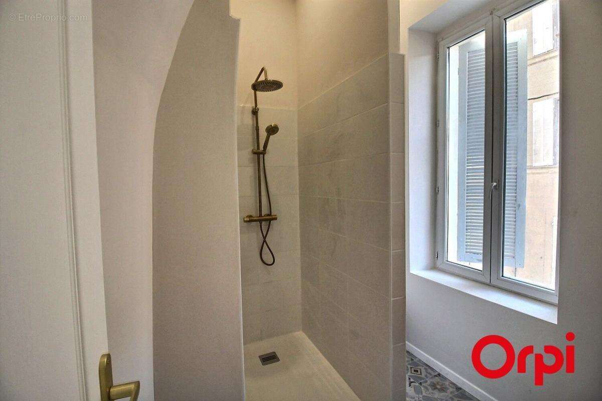 Appartement à AURIOL