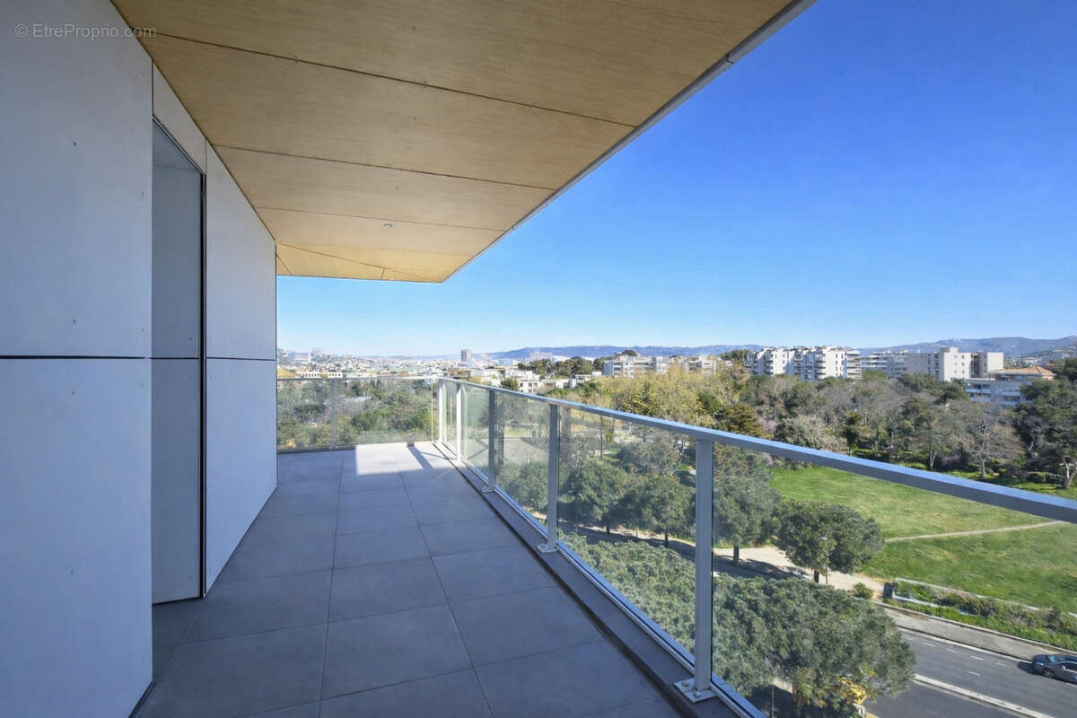 Appartement à MARSEILLE-8E