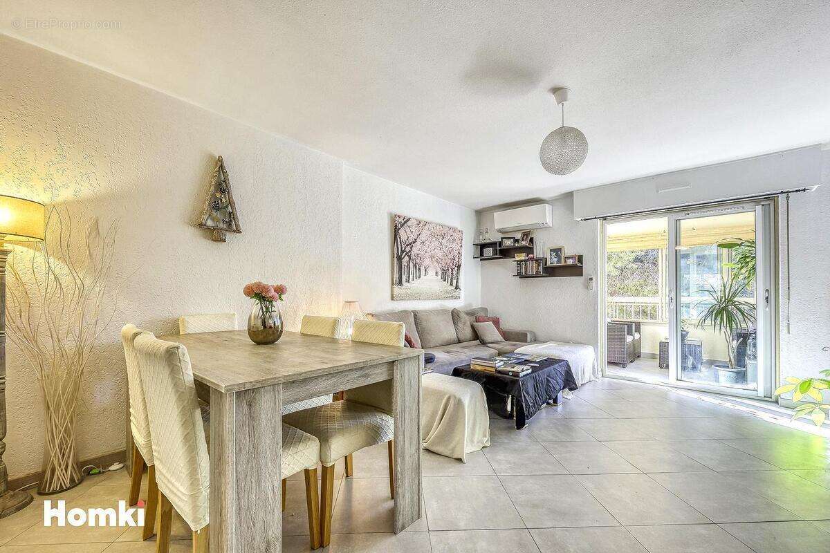 Appartement à SAINT-MANDRIER-SUR-MER