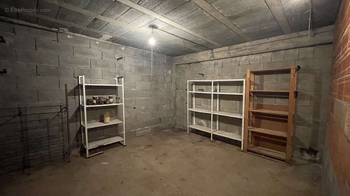 Maison à VILLELONGUE-DELS-MONTS