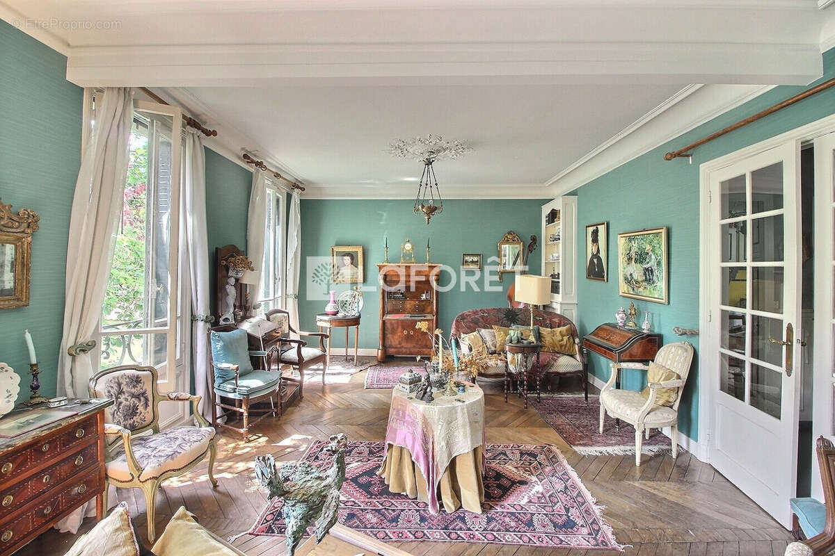 Maison à BOIS-COLOMBES