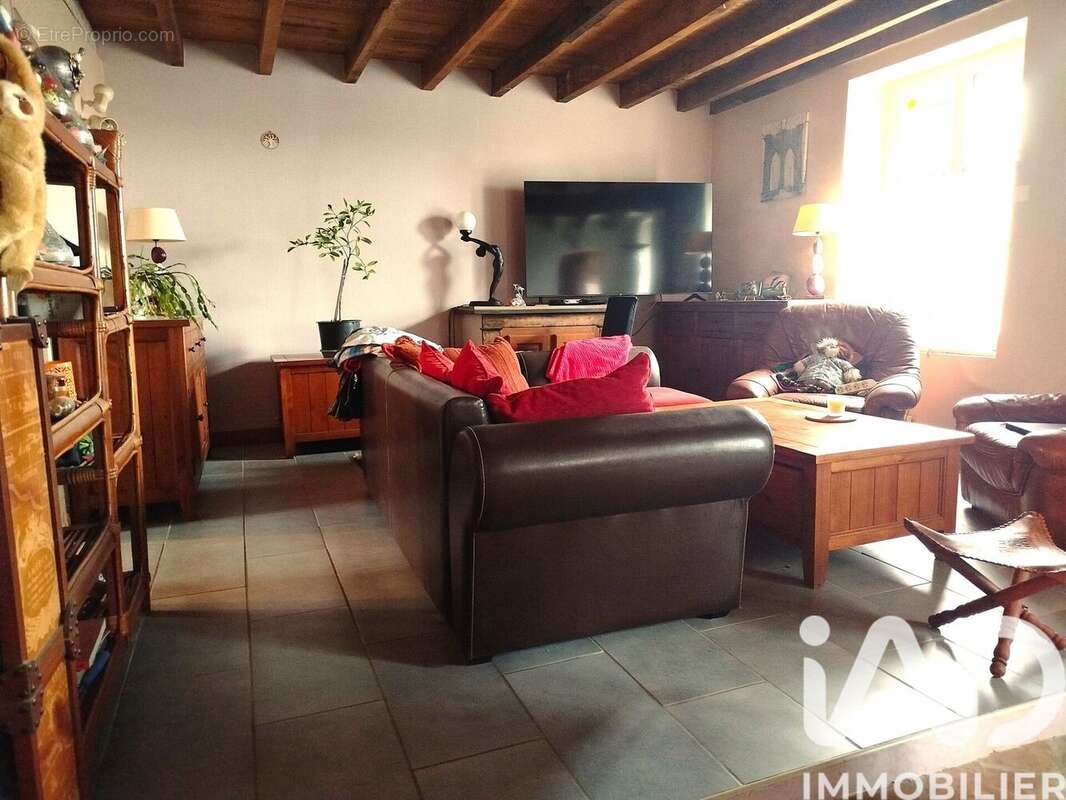 Maison 169 m² à Charsonville  - photo 7