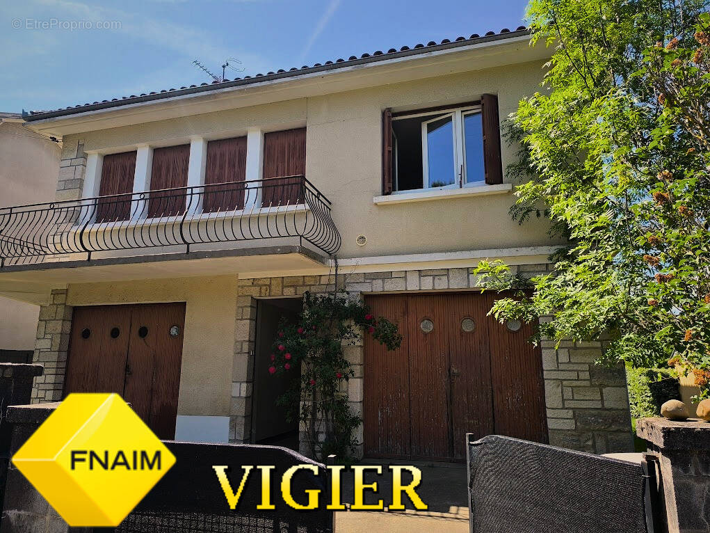 Maison à CAPDENAC-GARE