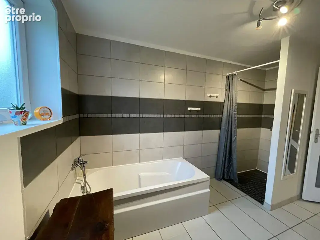 Maison Saint Viaud (44320) - 5 chambres - 168 m2 - photo 18