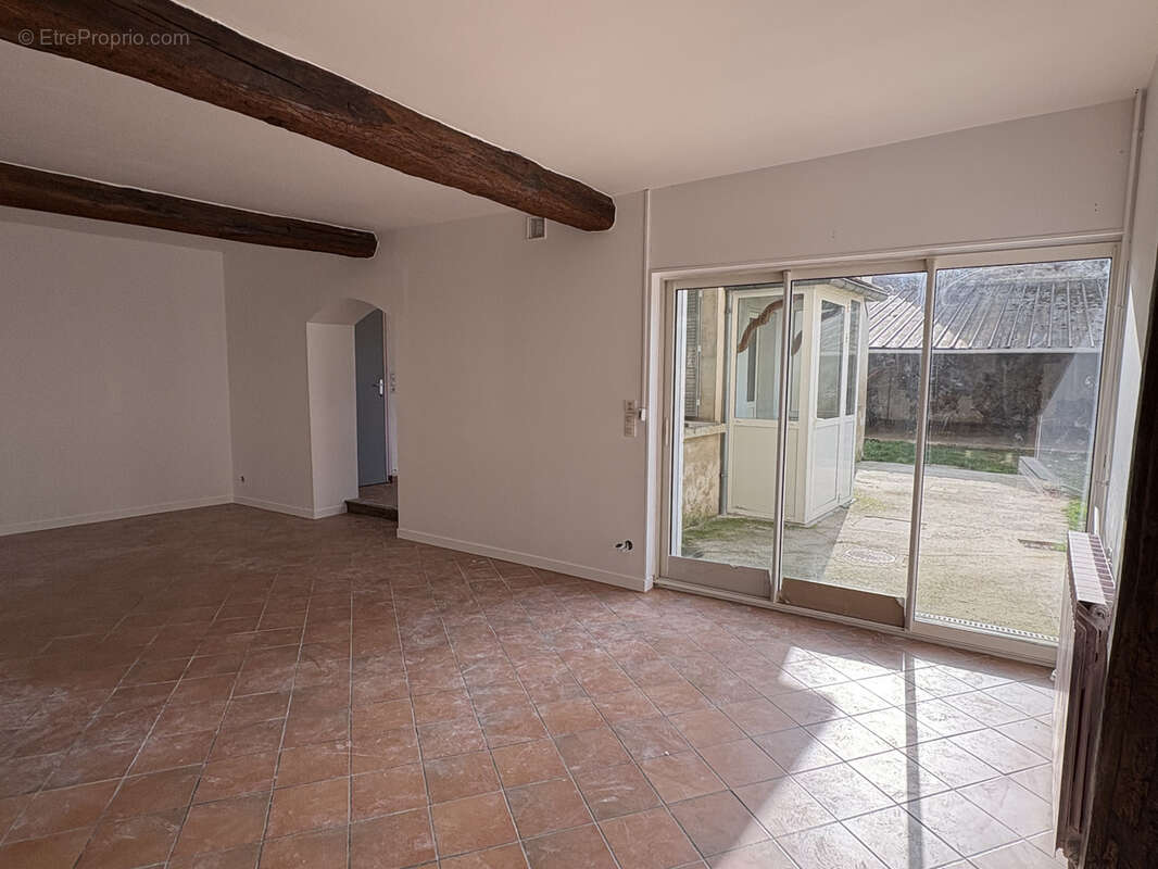 Maison à CHEZY-SUR-MARNE