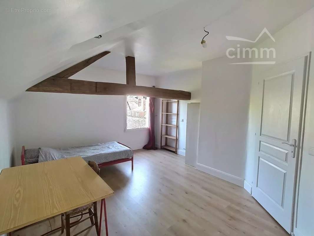 Maison à LES PONTS-DE-CE