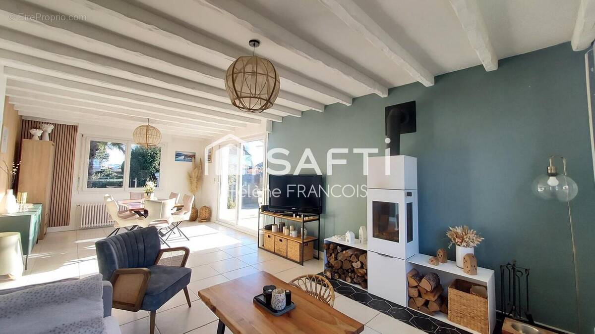 Photo 1 - Maison à CAMIERS