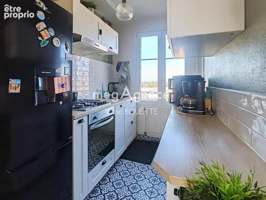 Coup de cœur assuré ! Appartement lumineux au dernier étage avec vue dégagée - photo 4