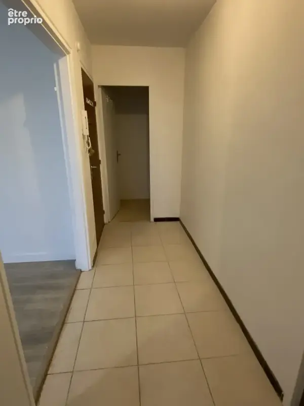 Appartement 5 pièces 90 m² à vendre à Bourg-Les-Valence (26500) - photo 8