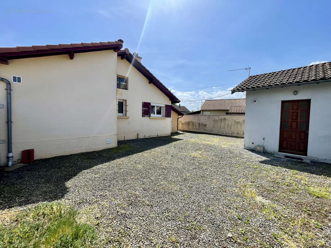 Maison à BAZET
