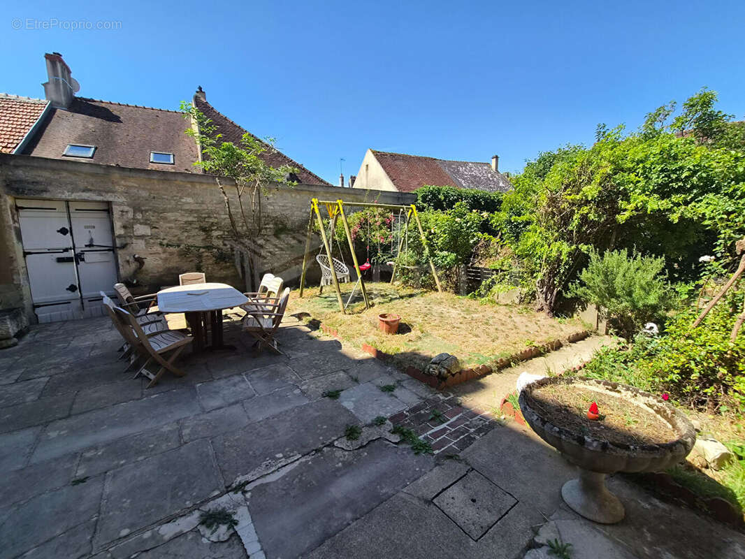 Maison à CRAVANT