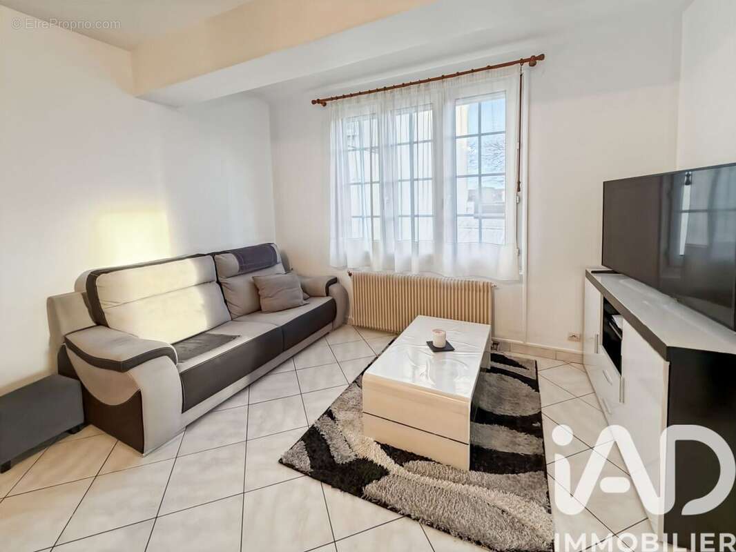 Photo 5 - Maison à VILLENEUVE-LE-ROI