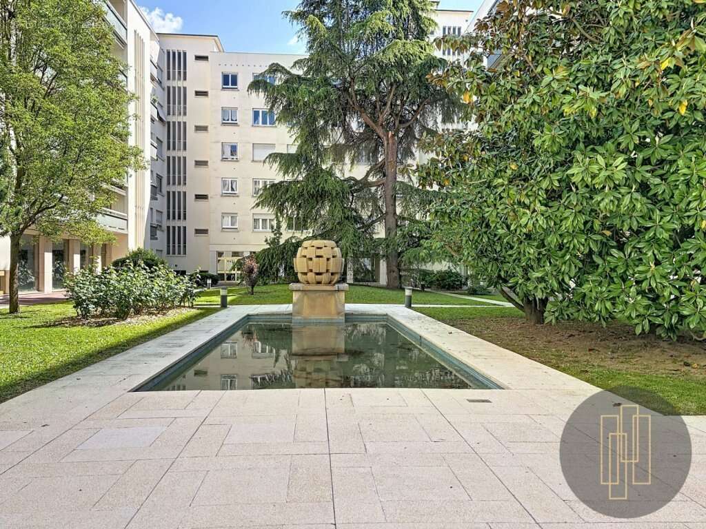 Appartement à LYON-6E