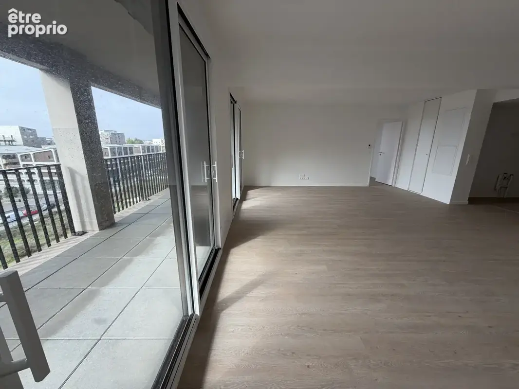 Terrasse. Parking - Notaire réduits - photo 2