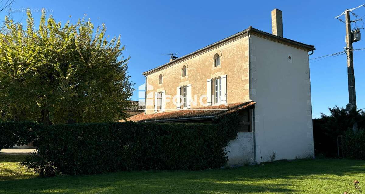 Maison à BOURRAN