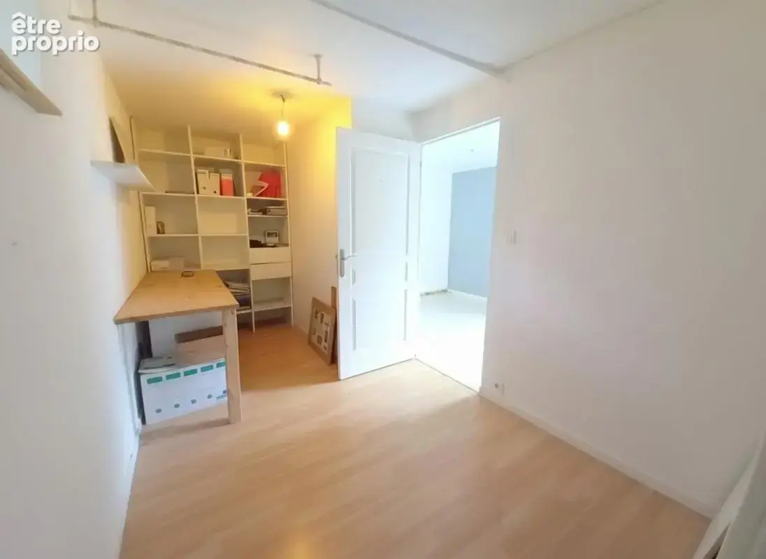 SAINT-PIERRE-LA-COUR – Longère en pierre 130m² avec dépendances et terrain d'1,34ha - photo 21