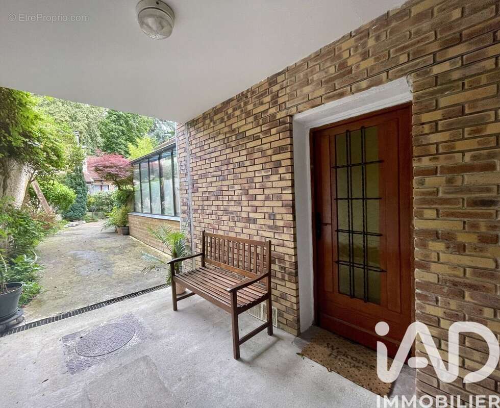 Appartement 61 m² à Taverny  - photo 2
