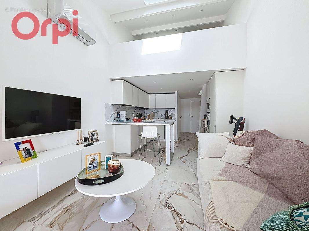 Appartement à SAINT-MANDRIER-SUR-MER