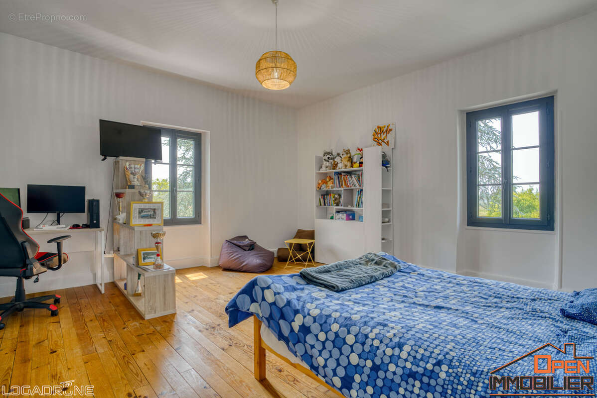 Maison à CASSENEUIL