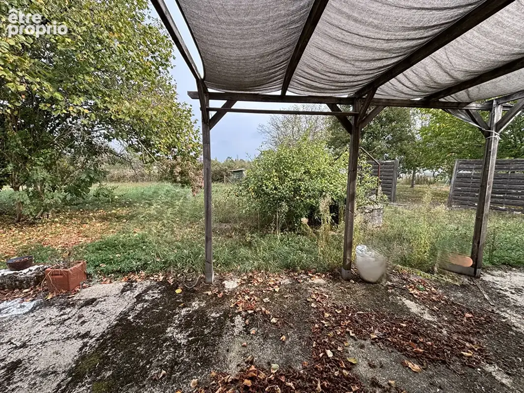 Maison en pierre à Montpon-Ménestérol 5 pièce(s) 126 m2 - photo 9