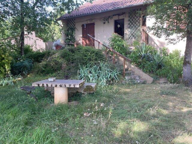 Maison 98 m² à Figeac  - photo 5