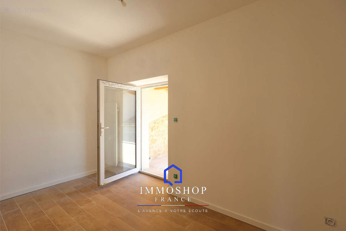 Maison de ville T5 - Rognes Village (13840) - photo 11
