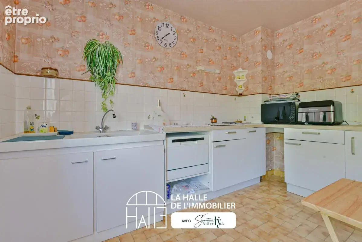 Maison 4 pièces 120 m² à vendre à Vayres (87600) - photo 8