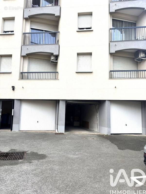 Photo 1 - Commerce à SAINT-RAPHAEL