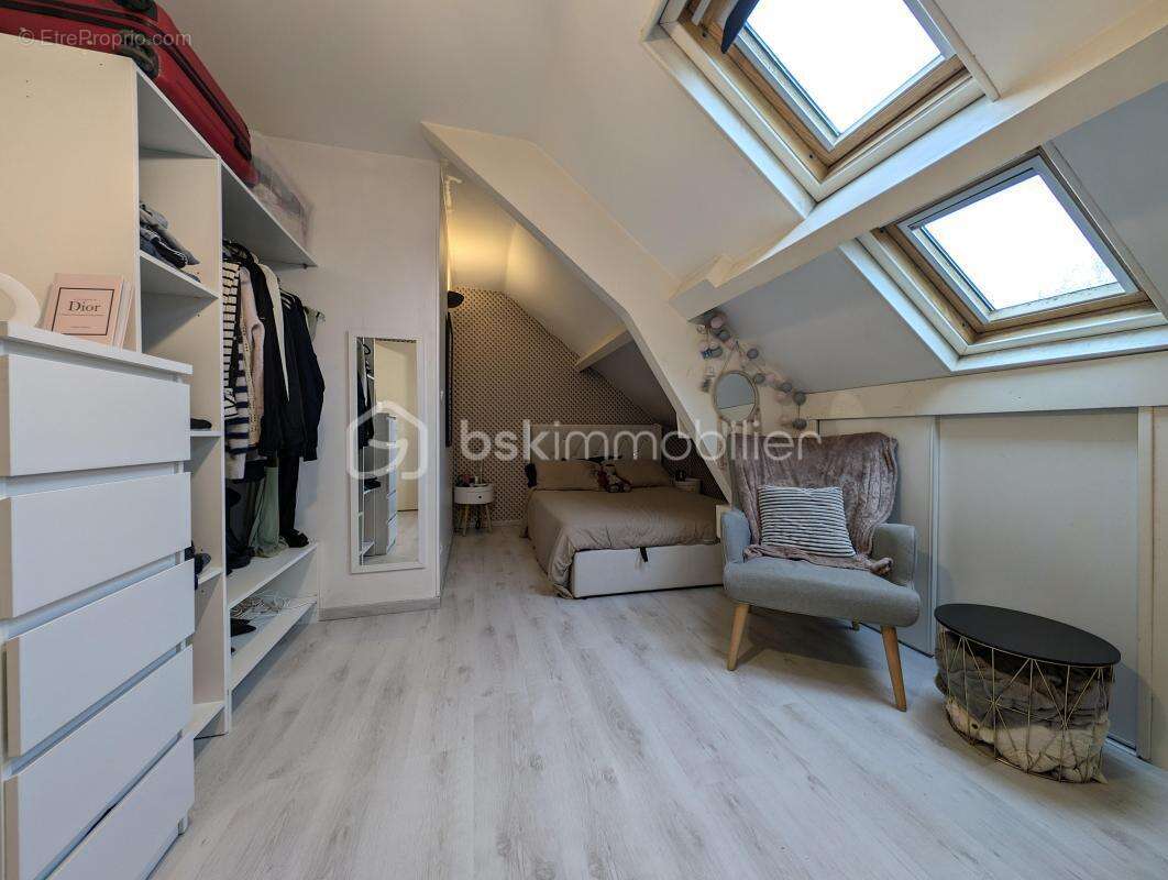 Maison à TOURLAVILLE