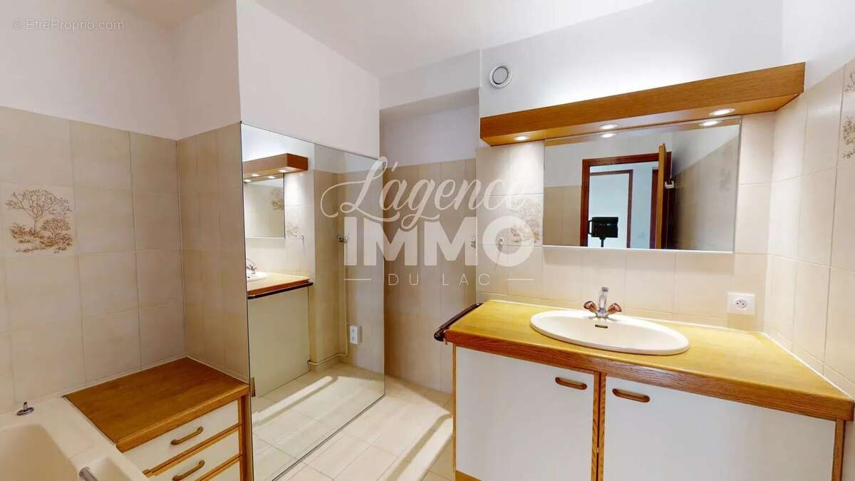 Appartement à SAINT-JORIOZ