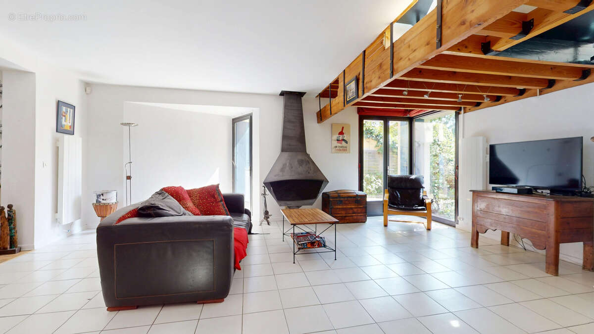 Maison à LA FRETTE-SUR-SEINE