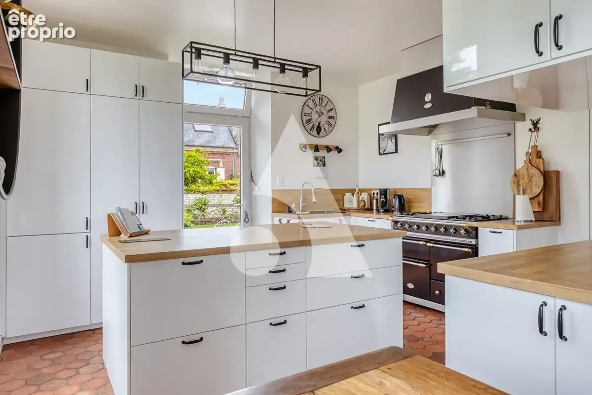 Maison de maître du XIX ème siècle  au coeur d'un parc de 3743m2 - photo 6