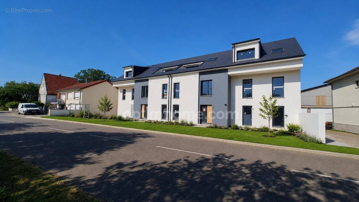 Appartement à CUVRY