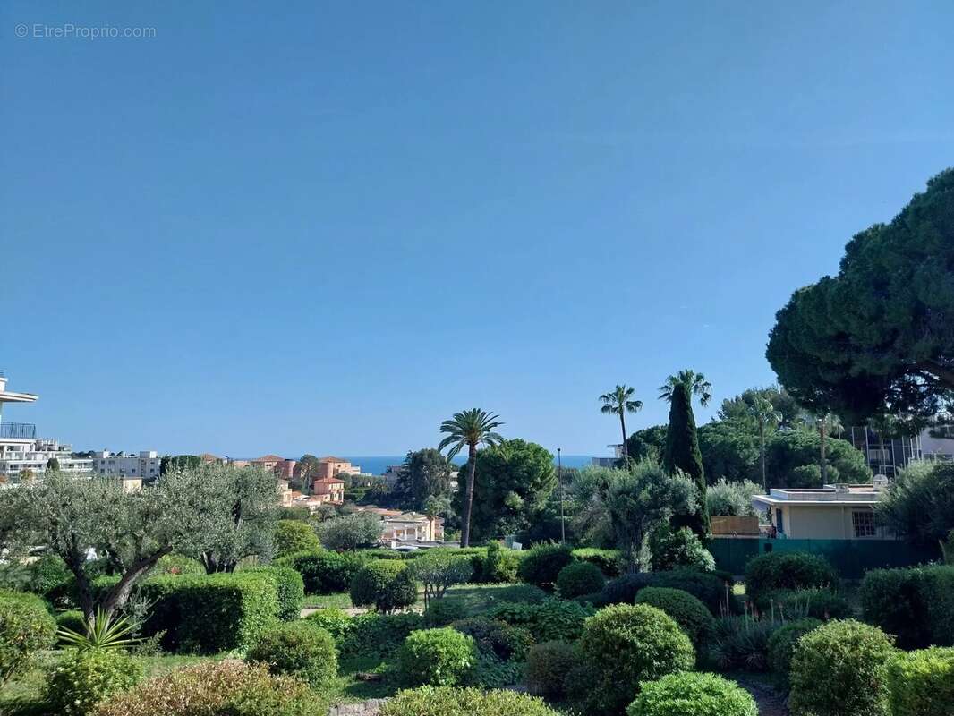 Appartement à ROQUEBRUNE-CAP-MARTIN